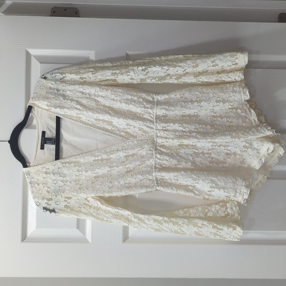Lace Short Jumper -  Cream Color Size Medium- Forever 21